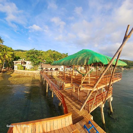 Chue&Larry'S Beachside Homestay Libagon エクステリア 写真