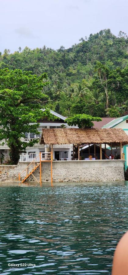 Chue&Larry'S Beachside Homestay Libagon エクステリア 写真