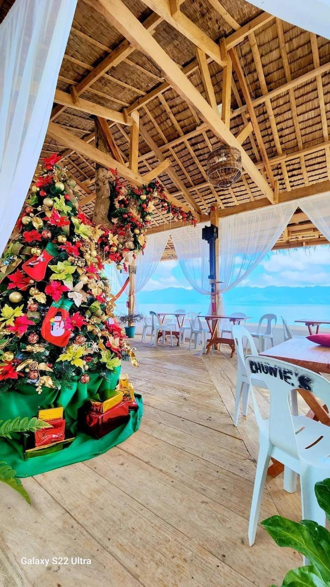 Chue&Larry'S Beachside Homestay Libagon エクステリア 写真