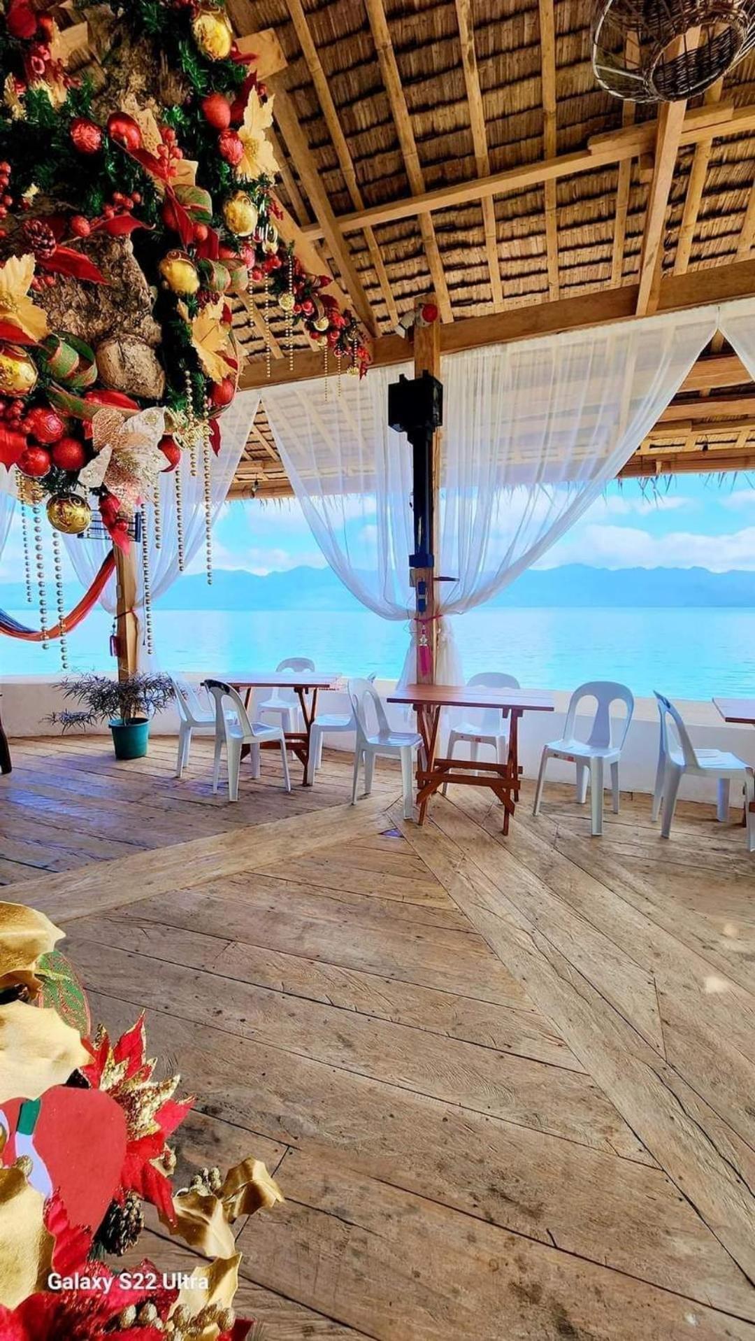 Chue&Larry'S Beachside Homestay Libagon エクステリア 写真